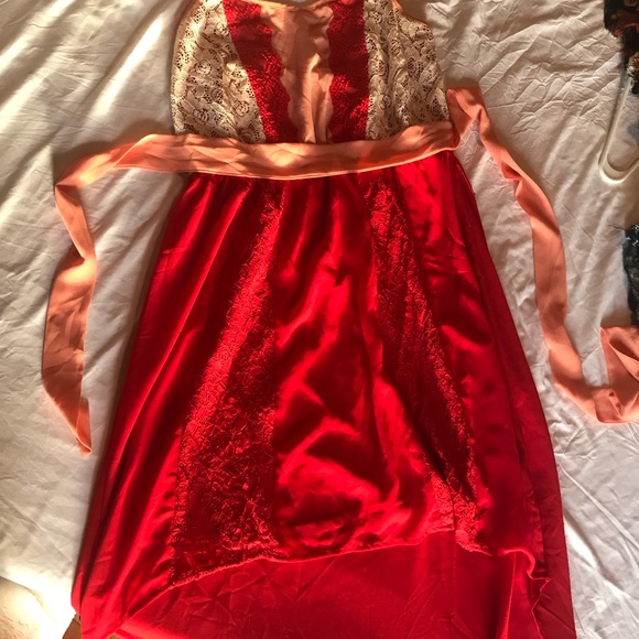 Red lacy semi formal sun dress - Picture 4 of 6